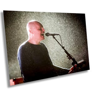 Billy Corgan In The Rain (Smashing Pumpkins)