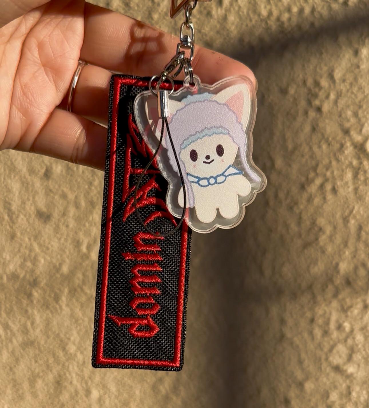 StrayKids ジニレット 着ぐるみ キーチェーン dominAET StrayKids ジニレット 着ぐるみ キーチェーン dominAET