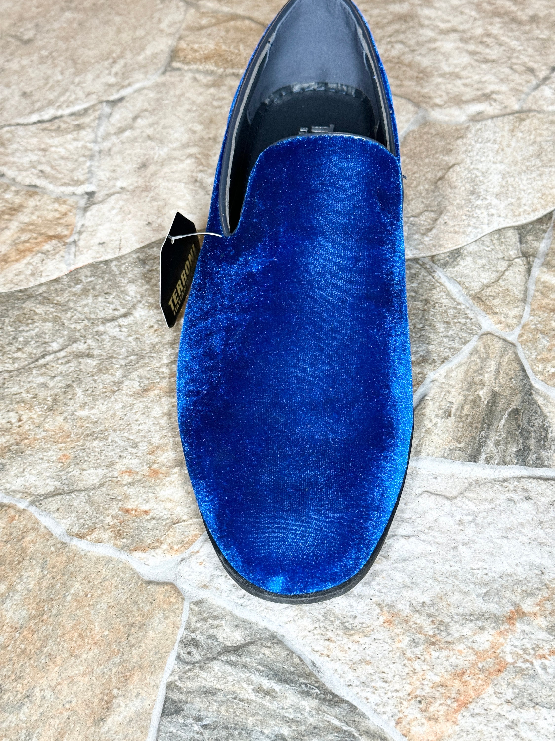 royal blue dress silver shoes Navy Blue Dress and Silver Shoes