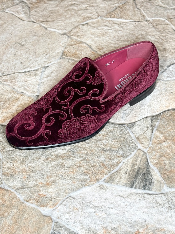 mens burgundy suede dress shoes Carrucci Mens Burgundy Lace-up Oxford Leather Dress Shoes With Lug Sol –  The Suit Depot main image 0