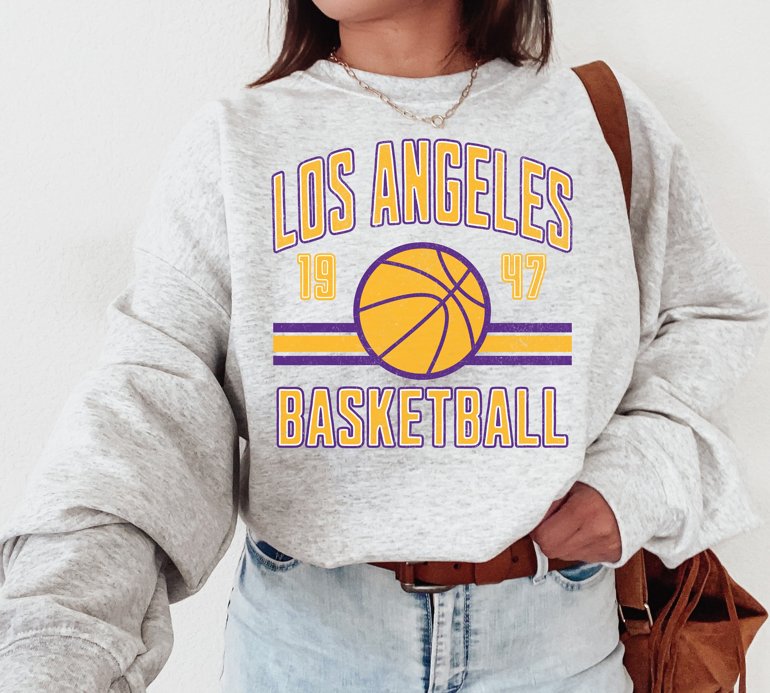 Los Angeles Lakers Basketball Sweatshirt - Wiotee