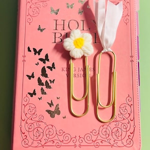Bible, religious gifts, pink Bible , personalized Bibles, Gift Bible, Custom Bible, Personalized Bible, Bible with tabs, tabs for Bible