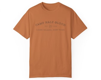 Camiseta Camp Half Blood Comfort Colors tingida em roupa