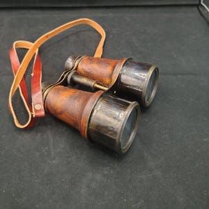 Nautical Design Antique Victorian Marine Brass Leather Binocular Sailor Instrument for Home & Office Outdoor Camping Gift for Him and Her