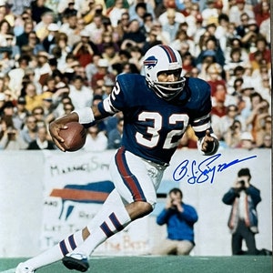 O.J. (OJ) Simpson Autographed Buffalo Bills vs 16x20 Photo JSA
