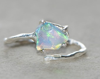 Anillo de ópalo de fuego en bruto: anillo ajustable de plata de ley 925 pulida