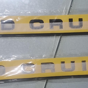 toyota land cruiser emblem for hood place