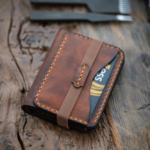 Cartera vertical de cuero personalizada / Cartera de cuero hecha a mano para hombre / Cartera plegable grabada / Cartera de cuero con tarjetero / Regalos para él