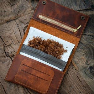 Cartera vertical de cuero personalizada para regalo / Tarjetero de cuero marrón / Cartera delgada plegable de cuero grabada para hombres / Regalo para padrinos de boda