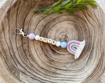 Handmade personalized keychain, silicone beads and macrame rainbow