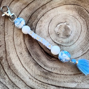 Personalized key ring in silicone beads and pompom, handmade
