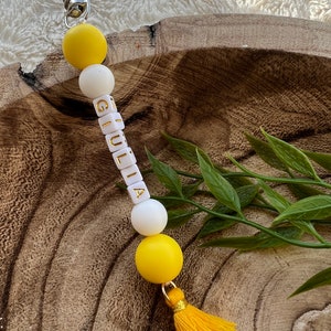 Personalized key ring in silicone beads and pompom, handmade