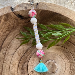 Personalized key ring in silicone beads and pompom, handmade