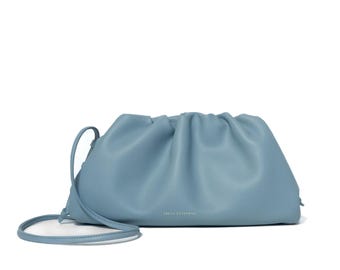 Hellblaue Leder Crossbody Tasche – Eisblaue Schultertasche – Jeansblaue Leder Tasche – 100 % echtes Leder – FREYA ESTEPHAN