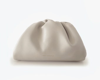 Leather Cloud Clutch Handbag Evening Bag Dumpling - 100% genuine Leather off-white FREYA ESTEPHAN