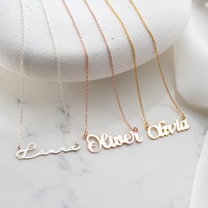 Colar com nome feito à mão com várias fontes – Presente personalizado exclusivo para o Dia dos Namorados – Presente especial para amantes