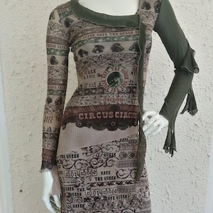 Maxi dress Save The Queen circus print size S