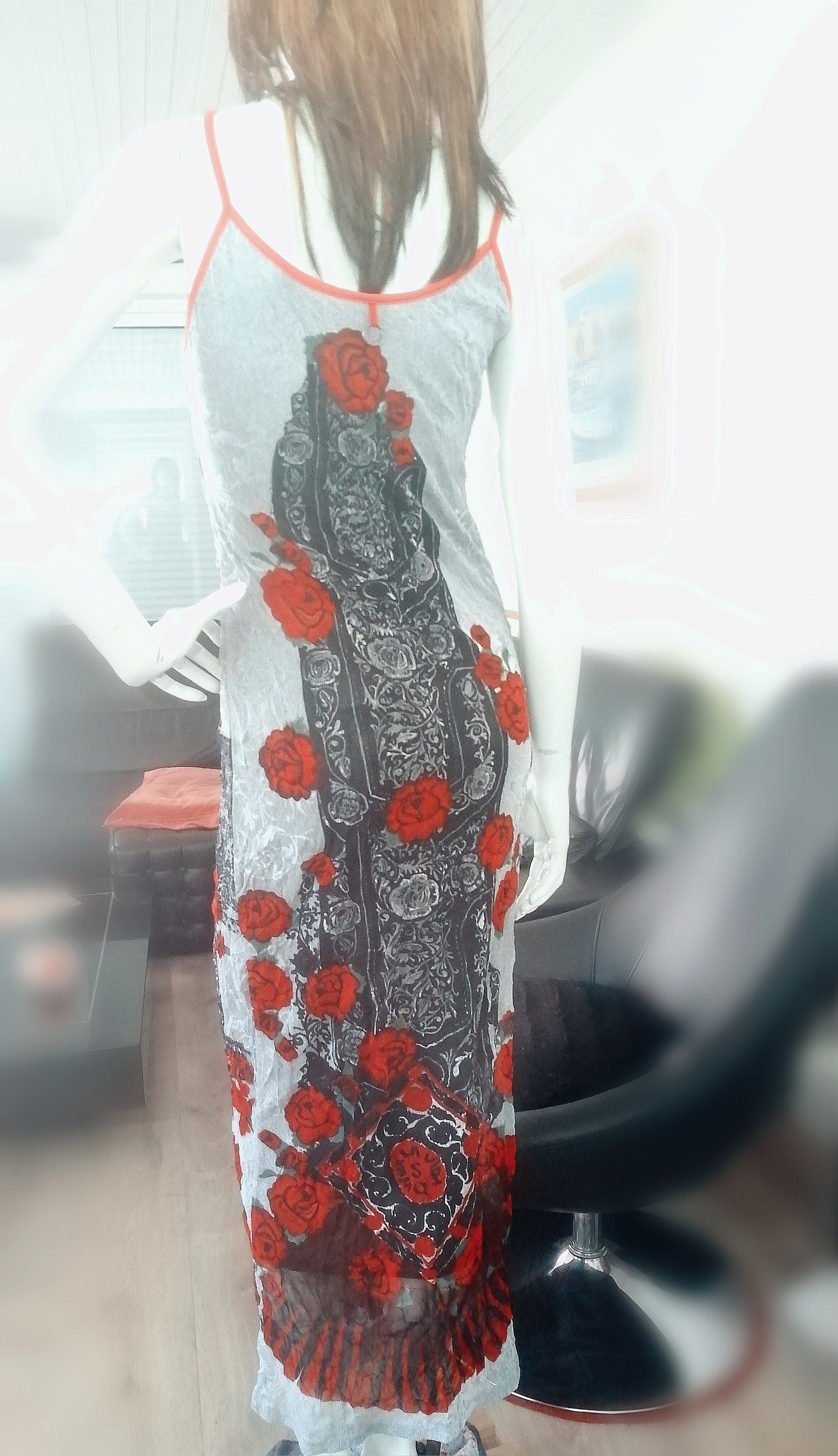Save the queen clearance robe