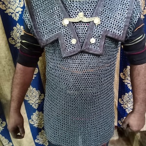 Roman Chainmail hamata , Roman Lorica Hamata , 6 mm Round Riveted with Soiled Ring Hamata , Hand made gifts