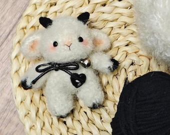Schema per agnello di peluche all'uncinetto: tutorial per pecora amigurumi (PDF)