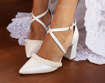 Block heel WHITE wedding shoes/ Handmade white bridal heels/ Bridal shoes/ Pearl-embellished shoes/ CINDERELLA