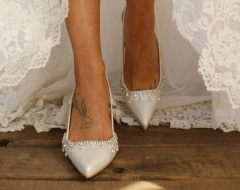 Women's bridal slingback heels / slingback pumps/ bridal pump/ ivory shoes / bridal shoes / wedding rhinestone-embellished shoes/''BLAIR"