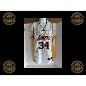 Awesome Artifacts Kobe Bryant Phil Jackson Shaquille O'Neal Los Angeles Lakers 2000 NBA Champions Nike Team Signed Shooting Shirt with Proof by Awesome Artifact