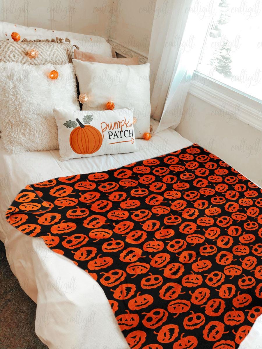 Spooky Pumkin Halloween Blanket Throw, Spooky Season Halloween Blanket, Jack O Lantern Woven Throw, Halloween Watching Movie Blanket, MYI063