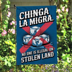 Chinga La Migra Anti-IJS-werfvlag, niemand is illegaal mensenrechtenvlag, strijd tegen oligarchie buitenvlag, anti-autoritaire huisvlag, FGB908