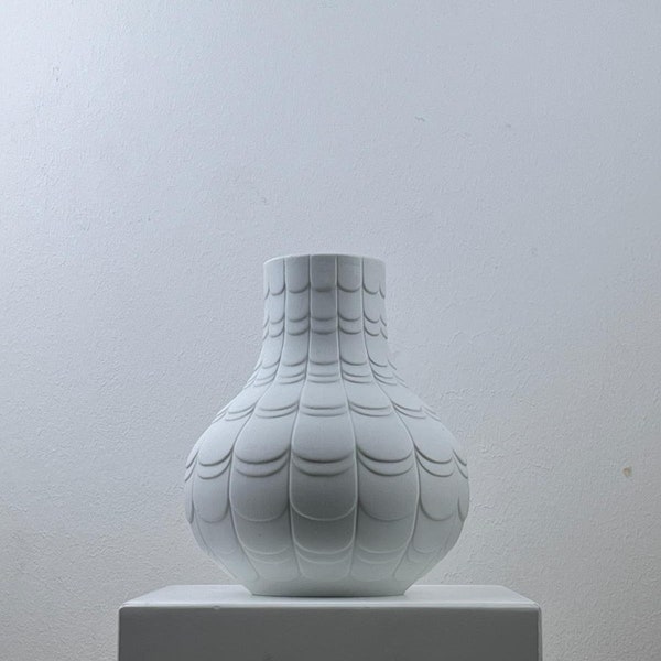 Vase von Scherzer Bavaria Op-Art Vase - Deutschland 505 - West Germany Matte White Porcelain Vase