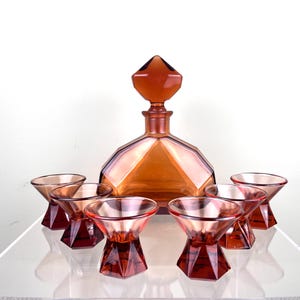 Karafka i kieliszki do likieru Art Deco ze szkła w kolorze bursztynu, lata 30. XX w., Streit - serwis do likieru Stolz na 6 osób (7) Huta Szkła w Hosena