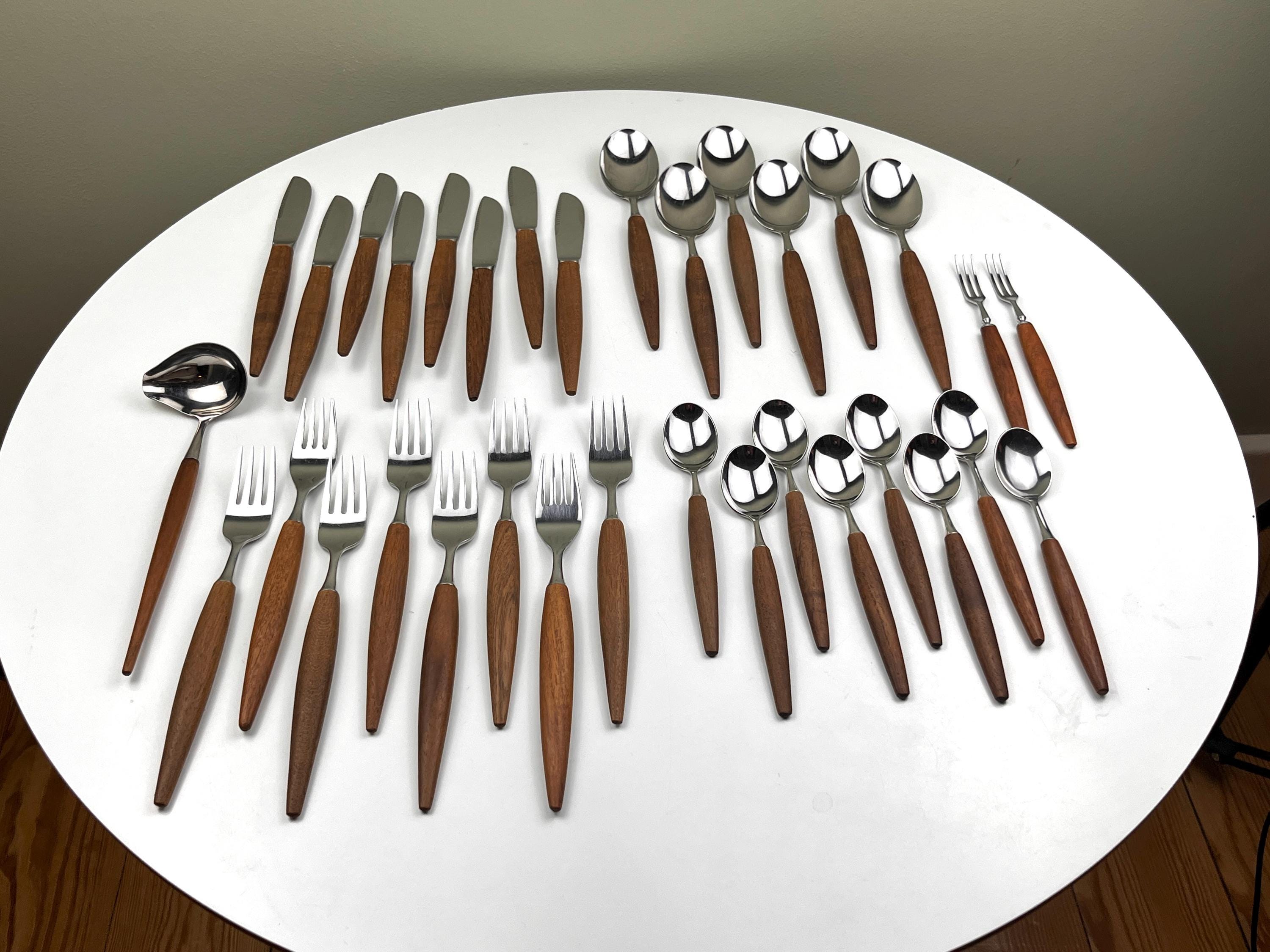 Vintage Teak Besteck 33 Teile von Nirosta Solingen E.D. Vintage Teak Besteck 33 Teile von Nirosta Solingen E.D.