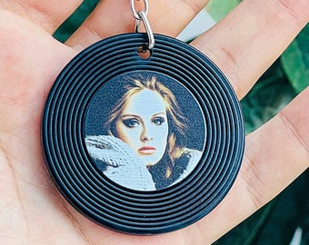 Custom Vinyl Record Acrylic Keychain: Personalized Gift for Vinyl Lovers and Collectors, Perfect for Birthdays and Car Decoration