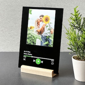 Personalized Song Plaque: Capture Your Memories with Music
