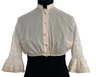 Vintage dirndlblouse met kanten mouwen, maat 44/L