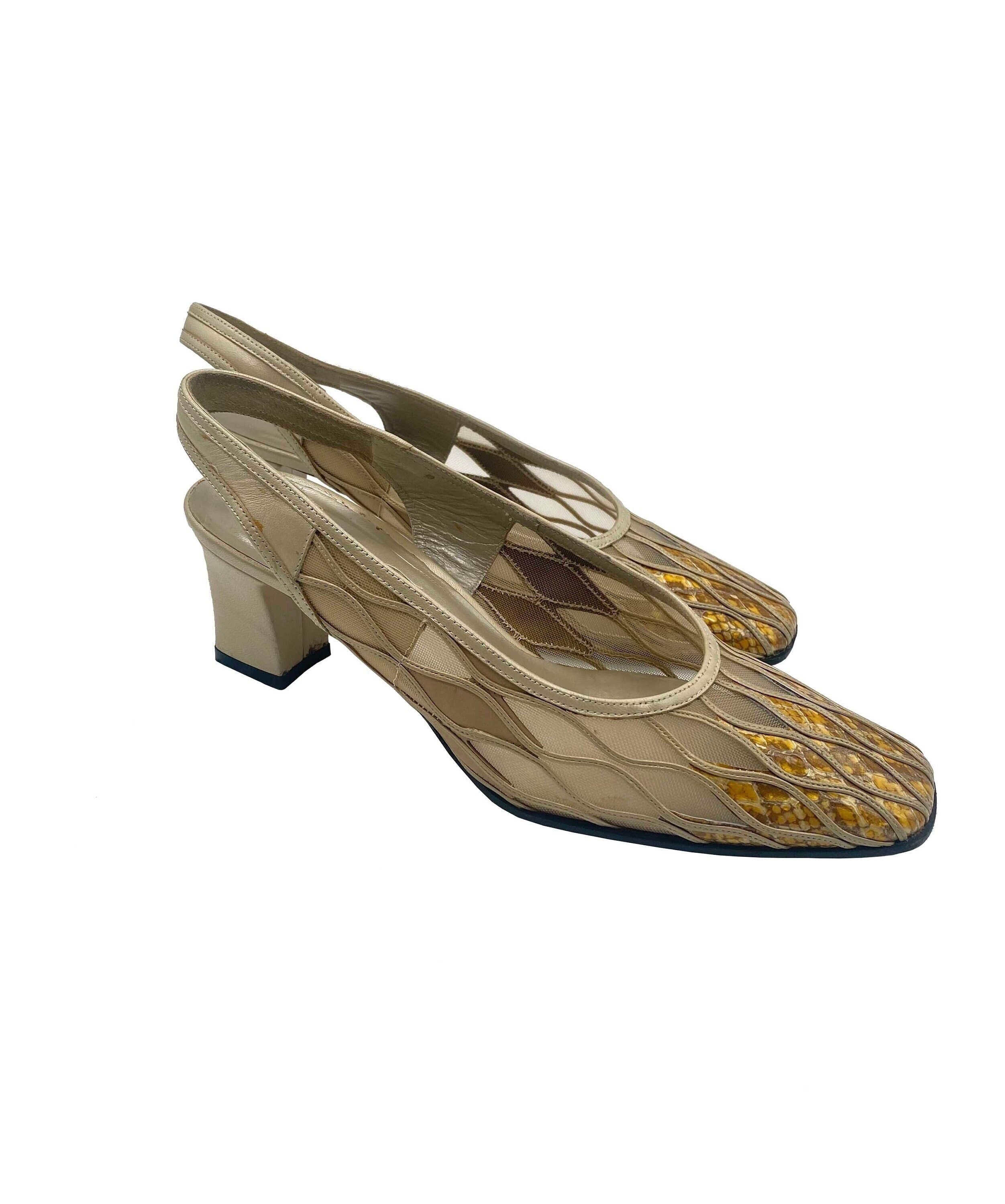 Leather low shop heel pumps