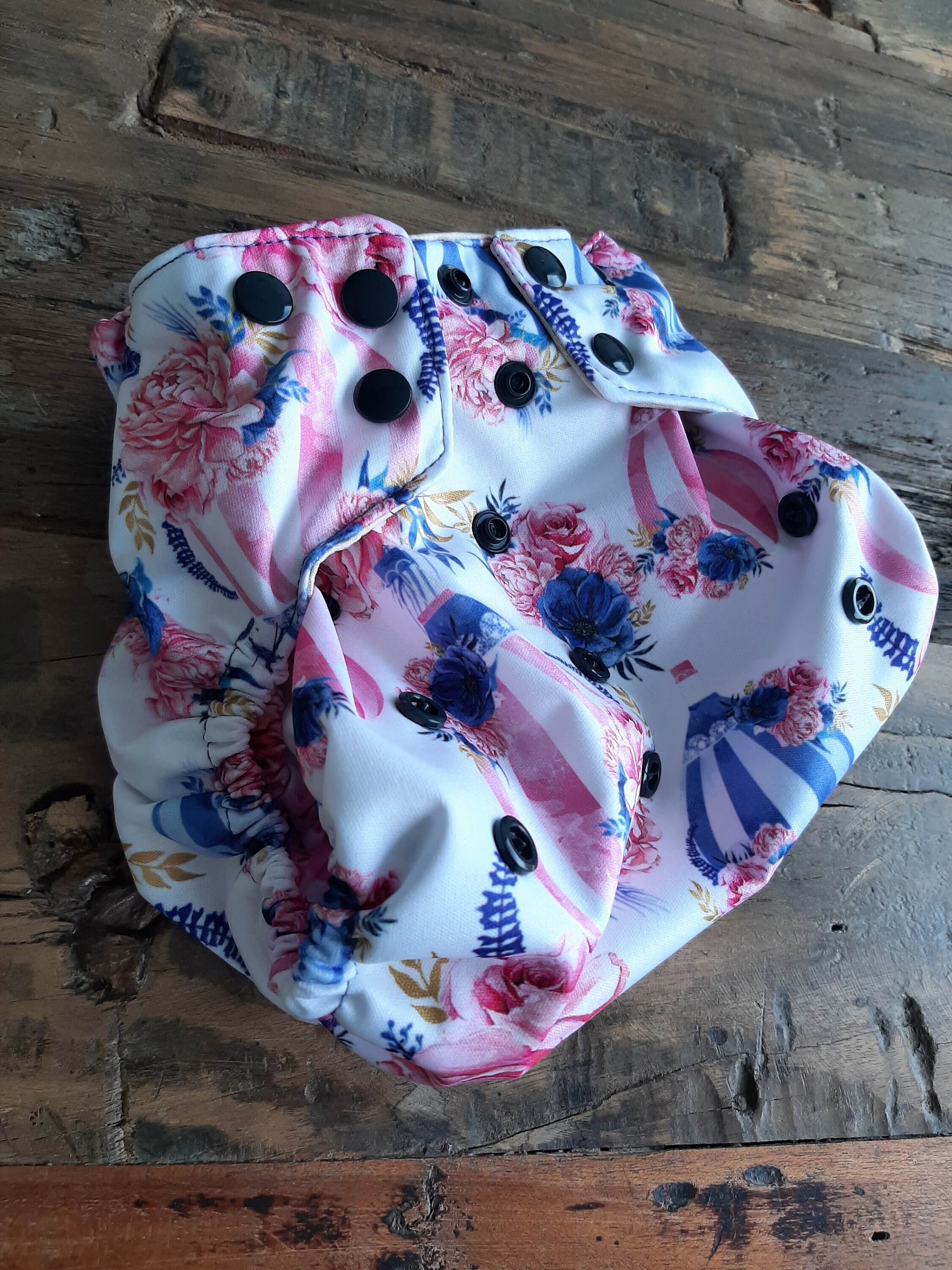 One Size Cloth Diaper Cover Snap With Double Gusset (Feather Animal