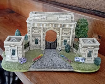 Lilliput Lane Collectable Cottage- Brand New and Boxed. - Little