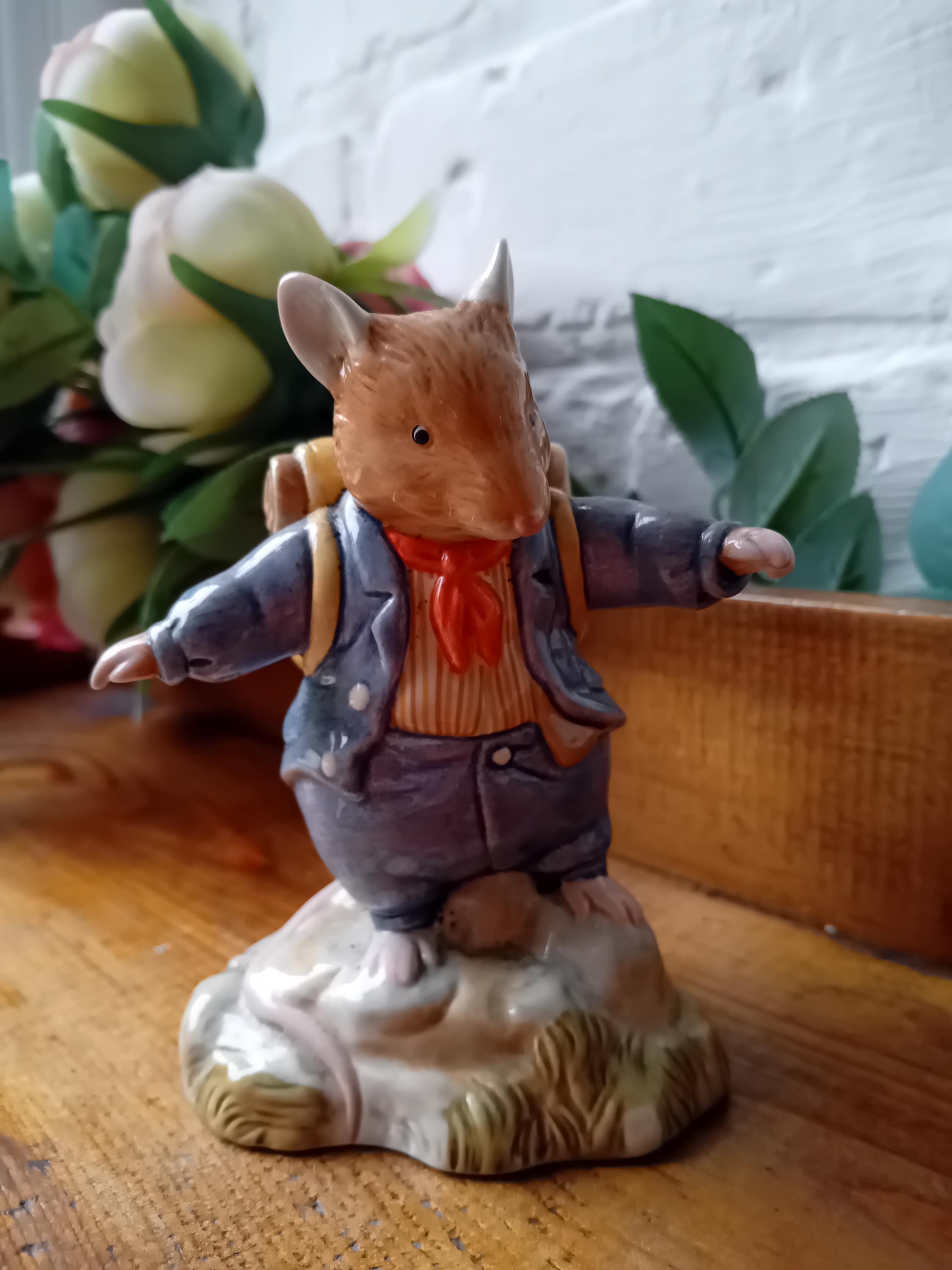 Royal Doulton Brambly Hedge - Flax Weaver DBH55- High Hills