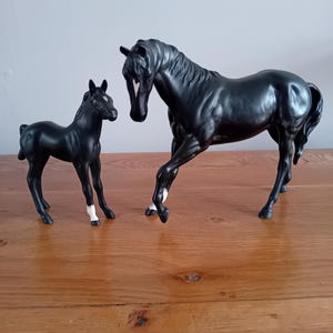 Royal Doulton Horse - Etsy Canada