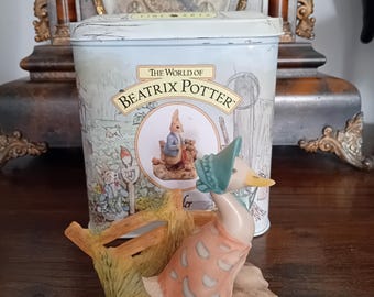 Vintage Beatrix Potter 1999 Annual Collectors Tableau. Mittens