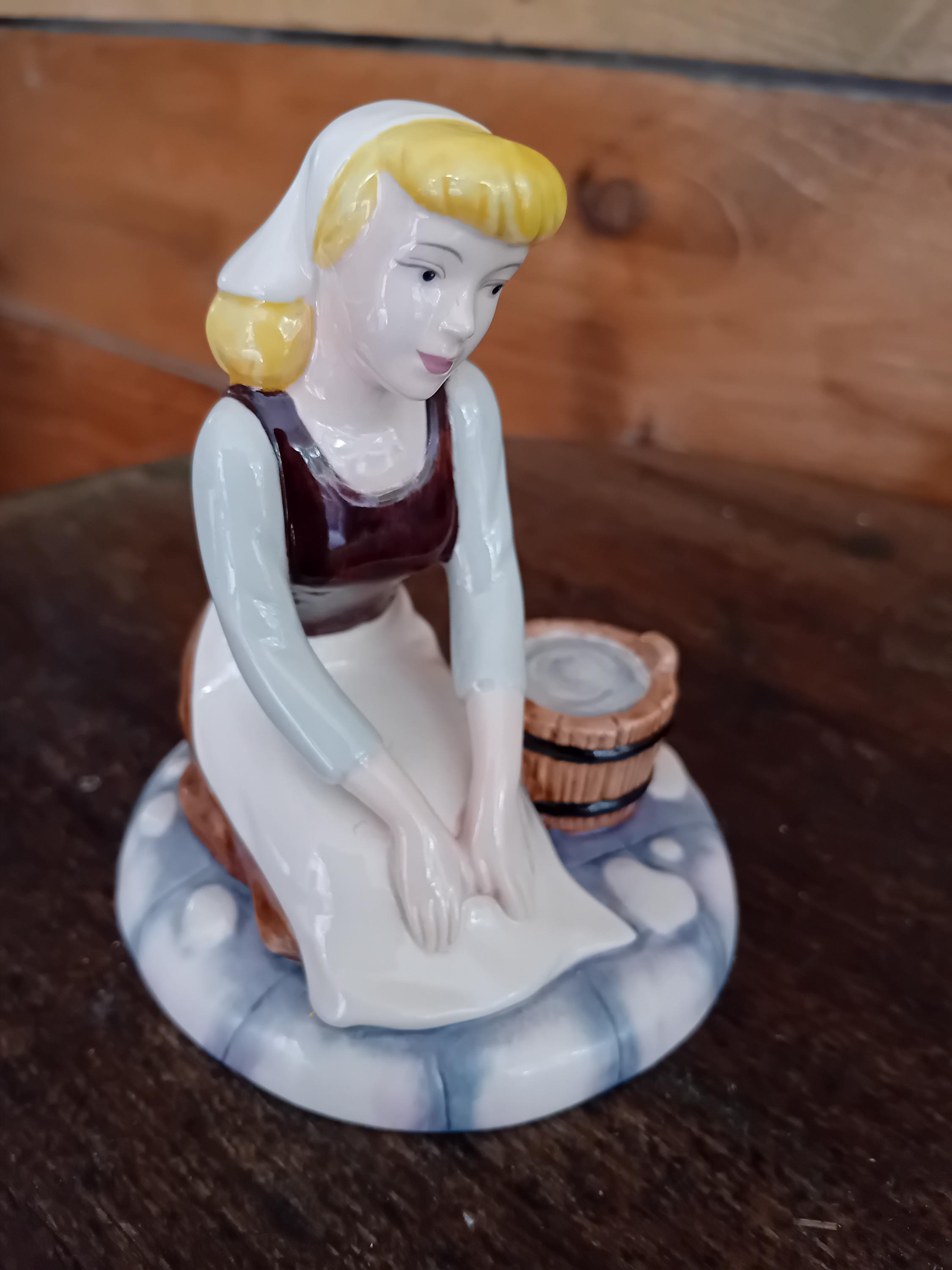 Royal Doulton Cinderella - Etsy