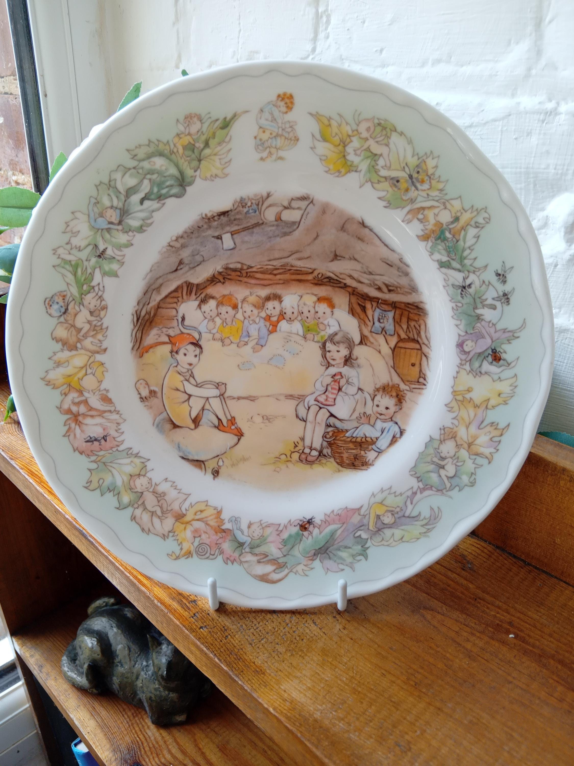 ヴィンテージ ロイヤルウースター フィギュリン ピーターパン フィギュア