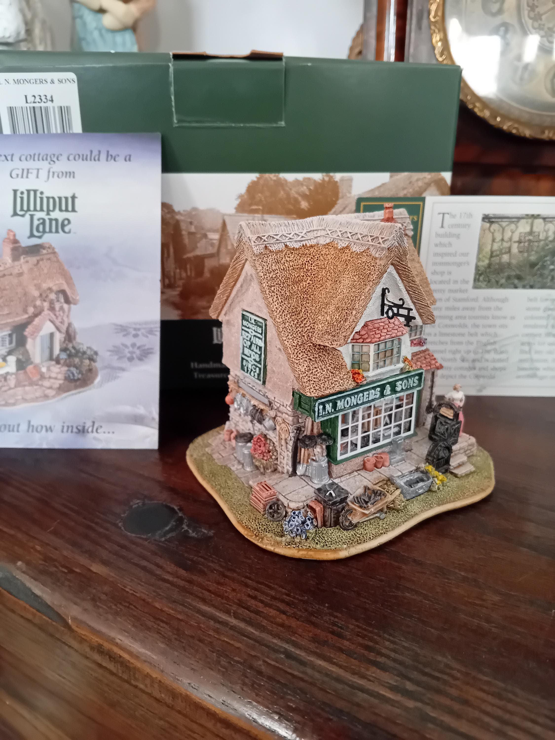 Lilliput lane rare - Etsy 日本