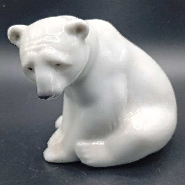 Lladro Polar Bear- seated. Boxed.