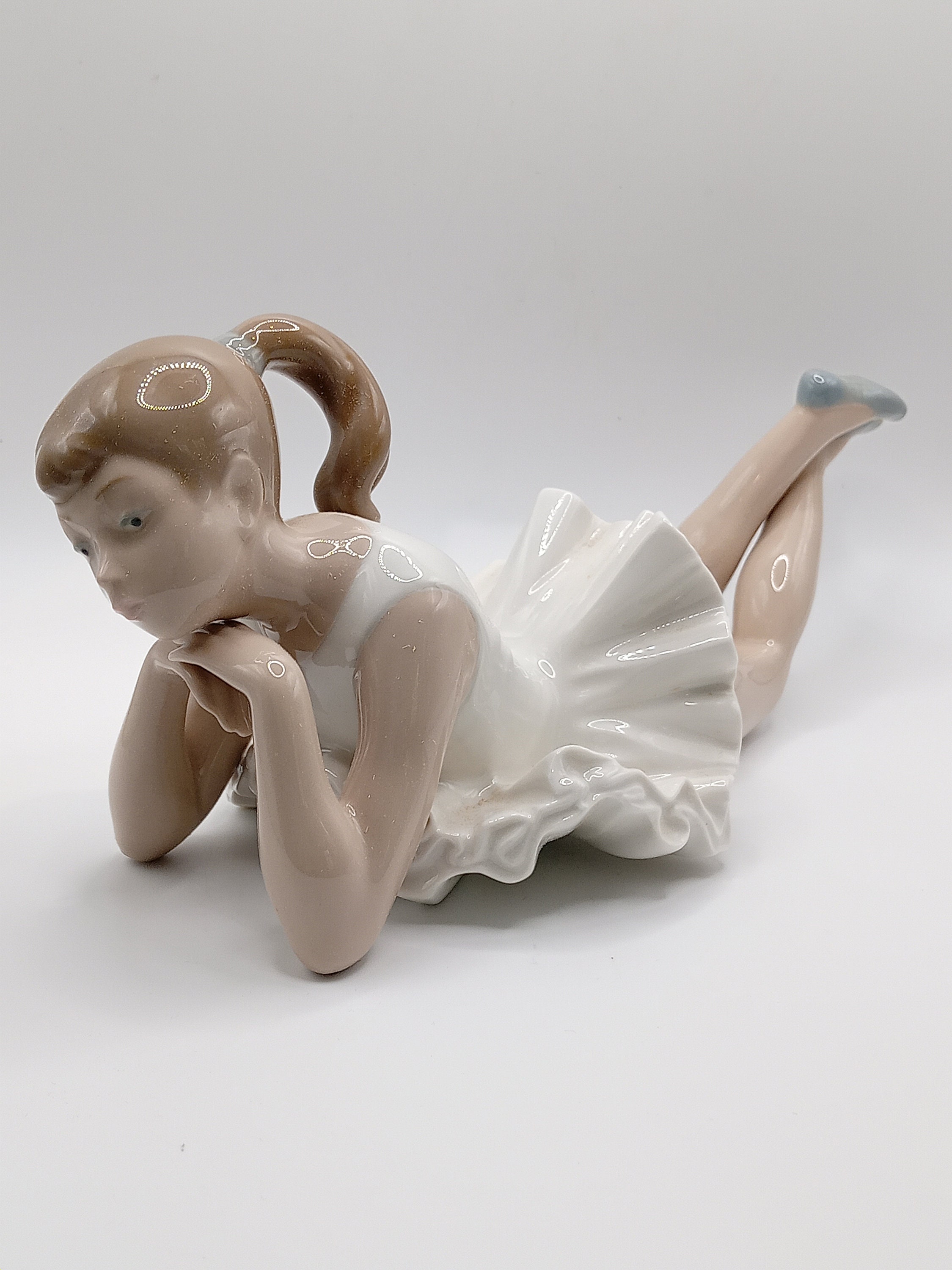 Nao by Lladro- Pensive Ballerina No 149- Boxed. - Etsy