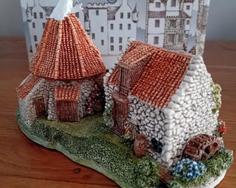 Lilliput Lane Collectable Cottage- Boxed, as New- Scottish