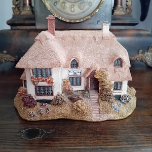 Lilliput Inn - Etsy