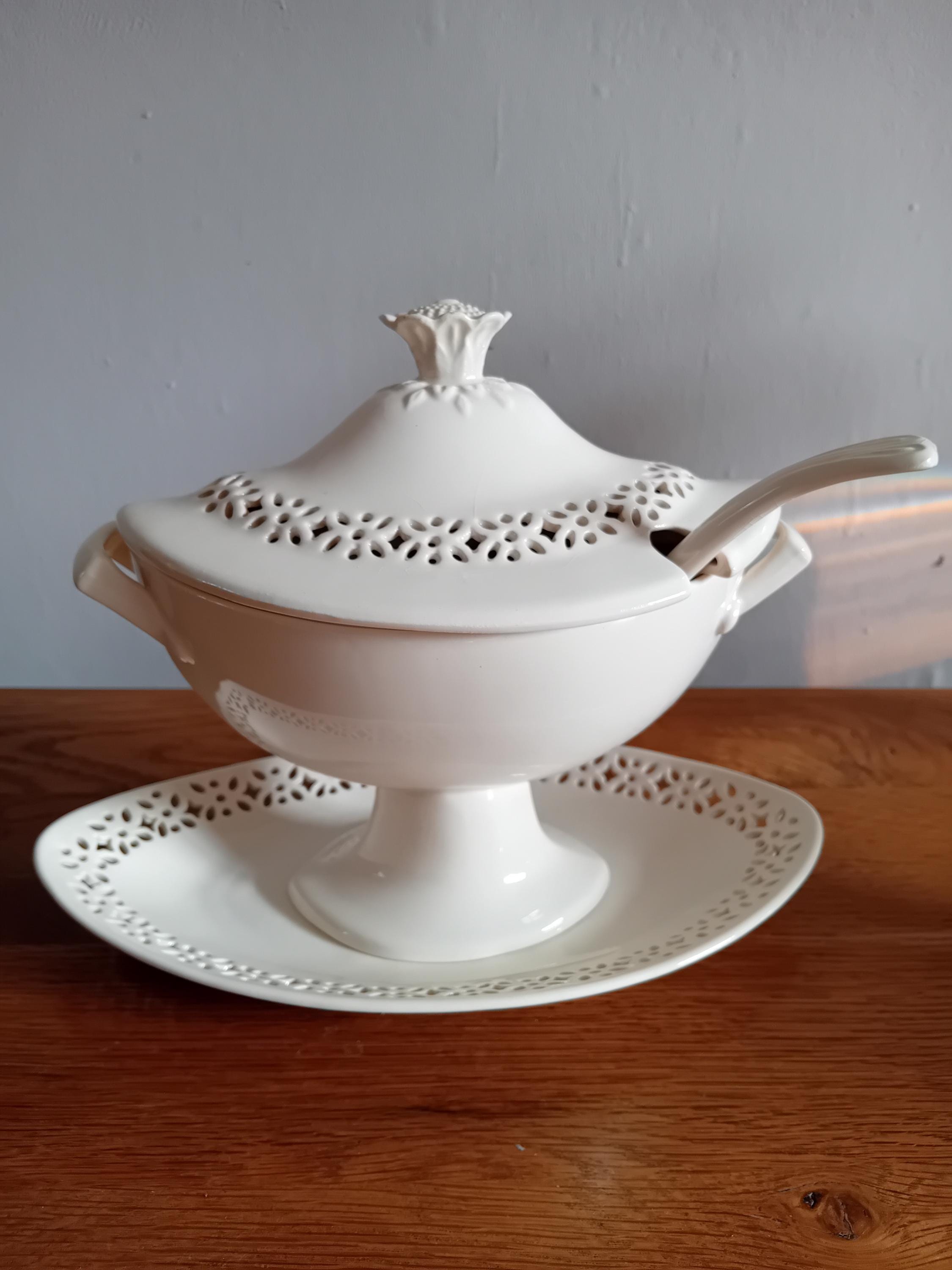Royal Creamware - Etsy