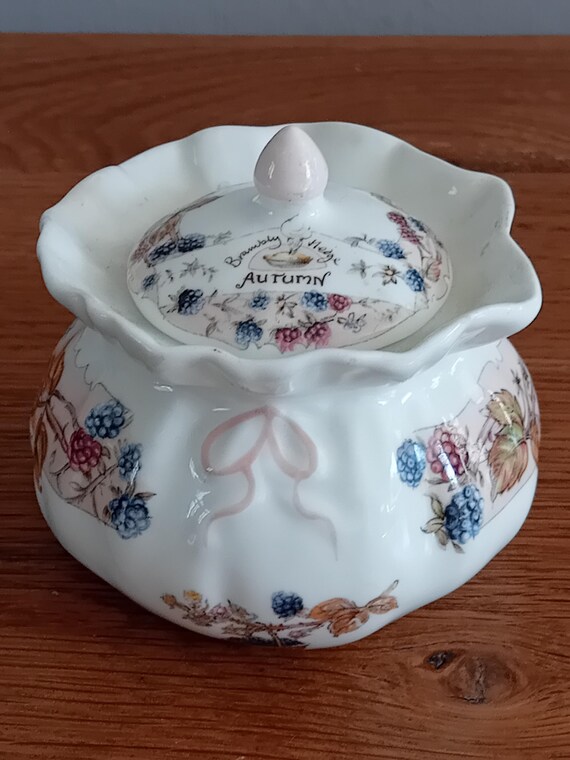 Vintage Brambly Hedge Lidded Dorothy Pot - Vintage Brambly Hedge Lidded Dorothy Pot -